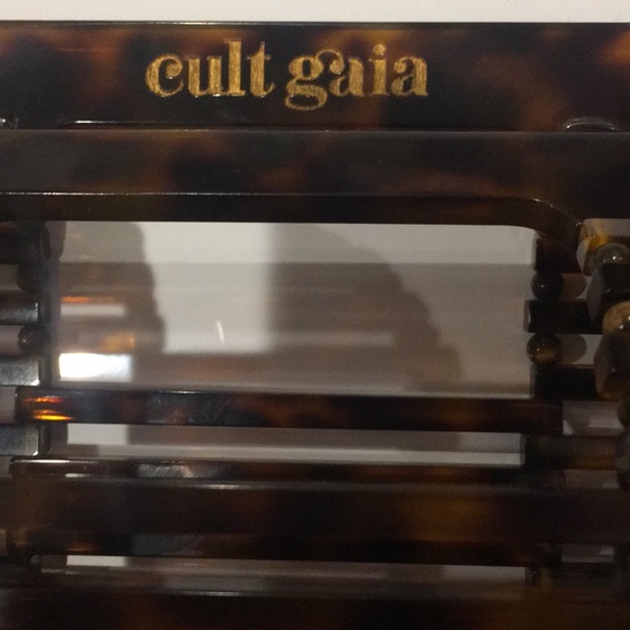 Cult Gaia Mini Ark Acrylic Bag - Picture 3 of 5